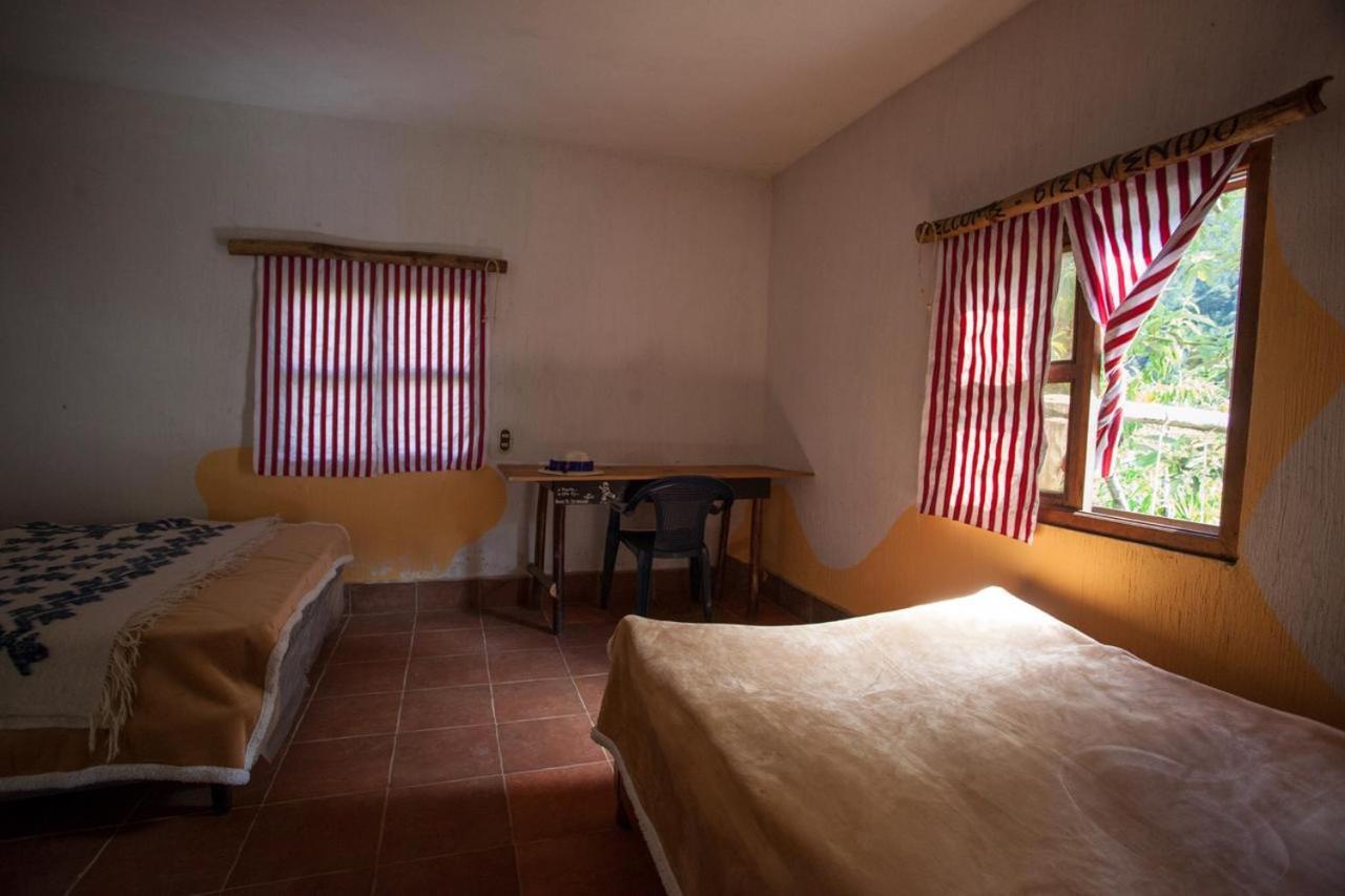 Hostal Checruz, Todos Santos Cuchumatan 우에우에테낭고 외부 사진